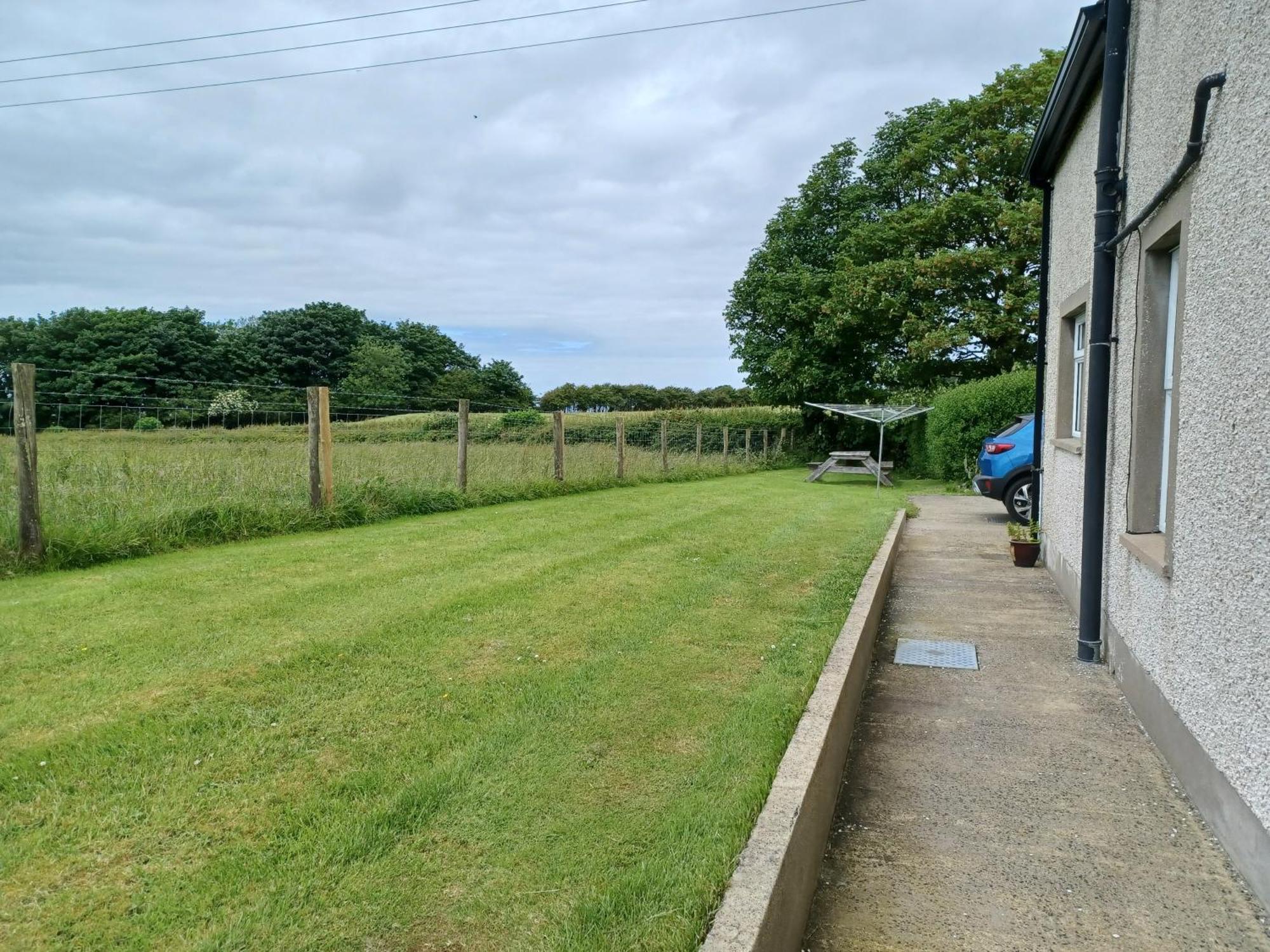 The Cottage At Corvally ポートラッシュ エクステリア 写真